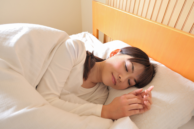肋骨を緩める施術で、睡眠の改善にも効果あり！